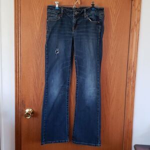 Vanity Distressed Blue Jeans 28" x 31"
